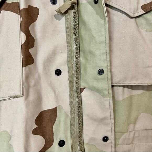 Vintage US Army Men’s Desert Camouflage Field Jacket Tan Size Large Long EUC - Picture 4 of 9